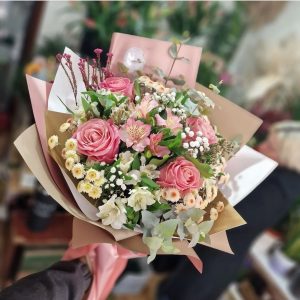 Roses and Alstromerias Bouquet